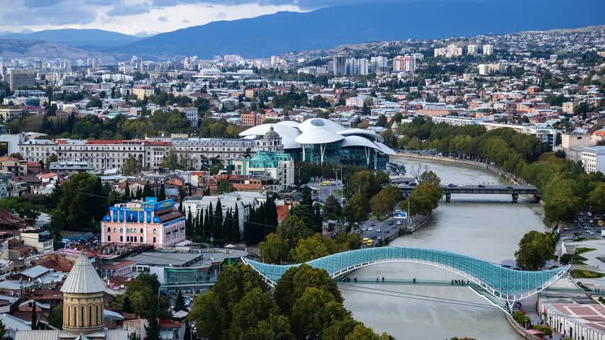 Фото - Российские туристы потратили рекордную сумму в Грузии